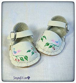Hand painted Sashadoll shoes